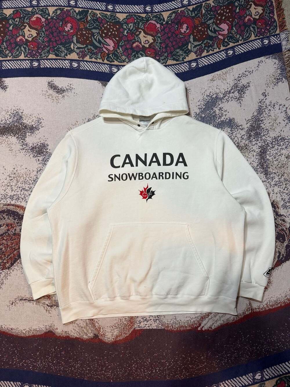 Vintage 00's Nike ACG Canada Snowboarding Pullover Hoodie
